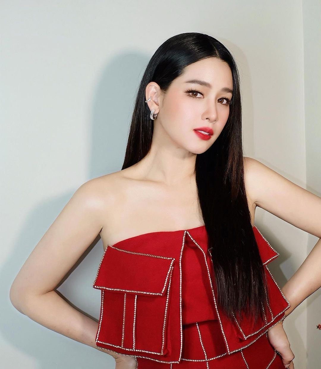 โม - อมีนา พินิจ