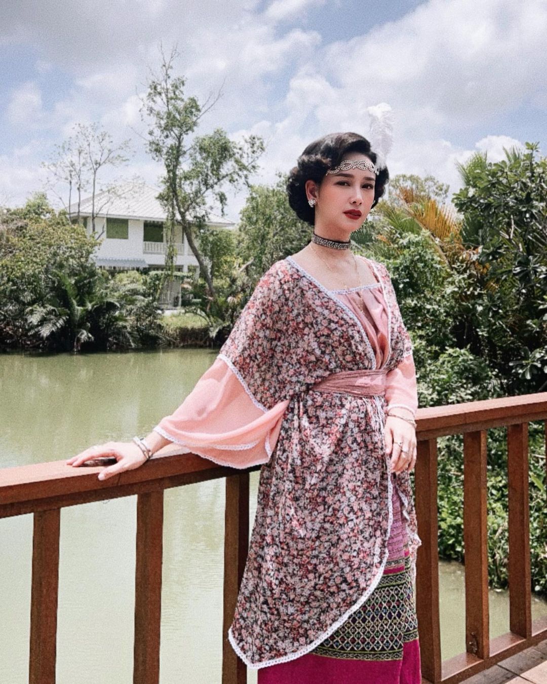 โม - อมีนา พินิจ