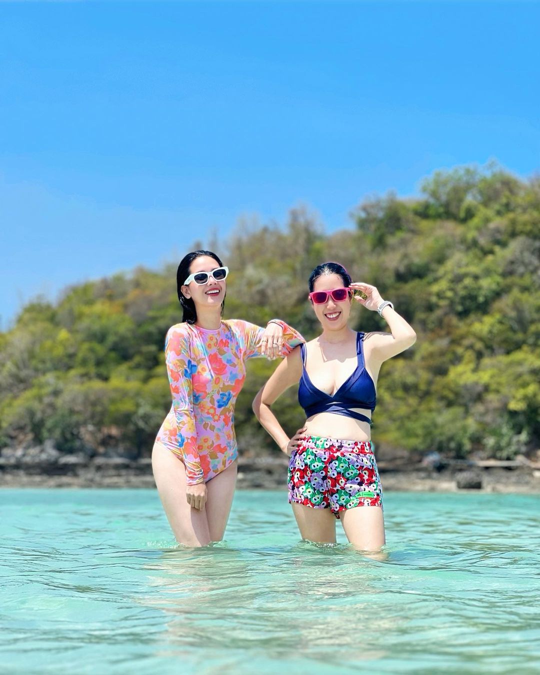 โม - อมีนา พินิจ