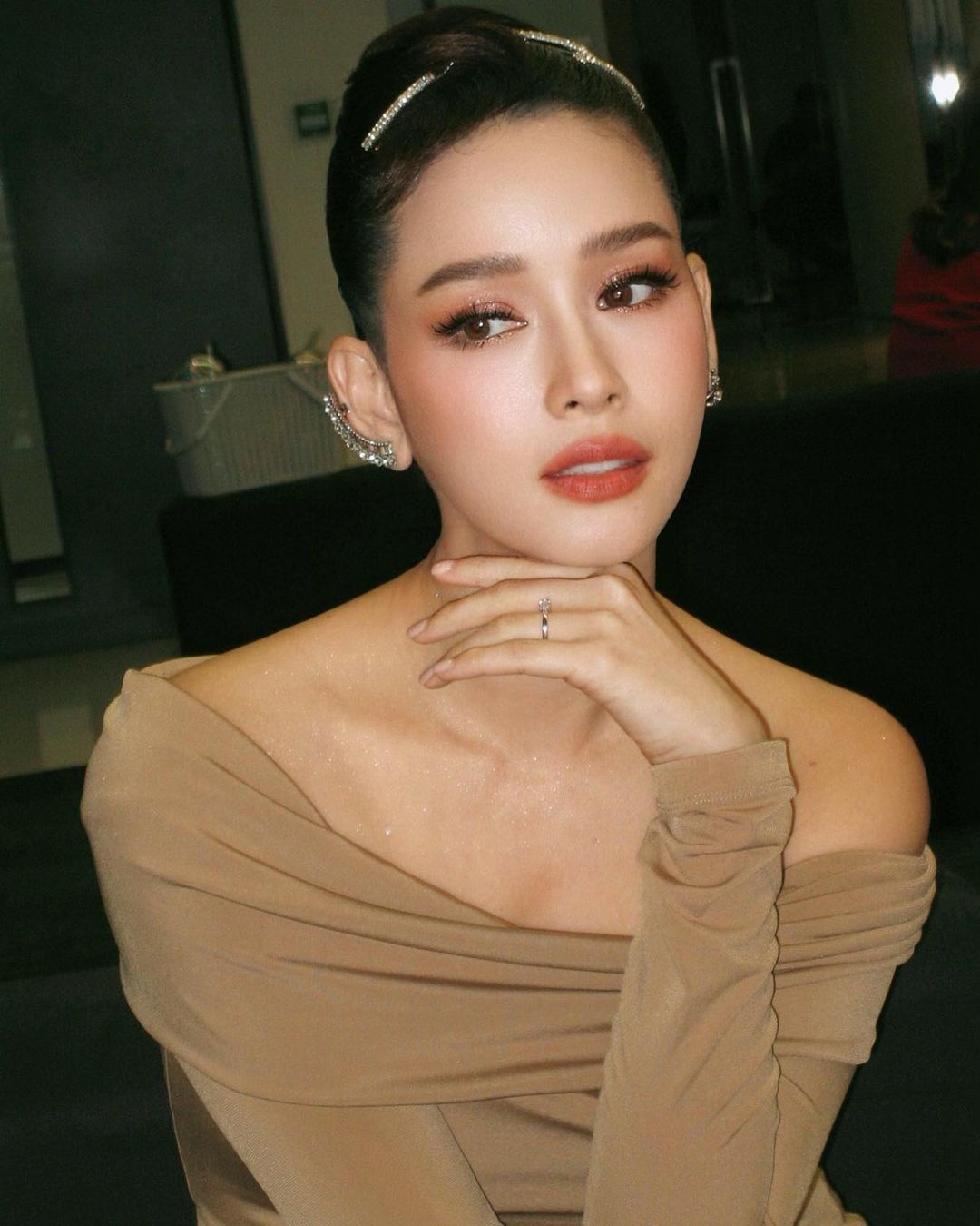 โม - อมีนา พินิจ