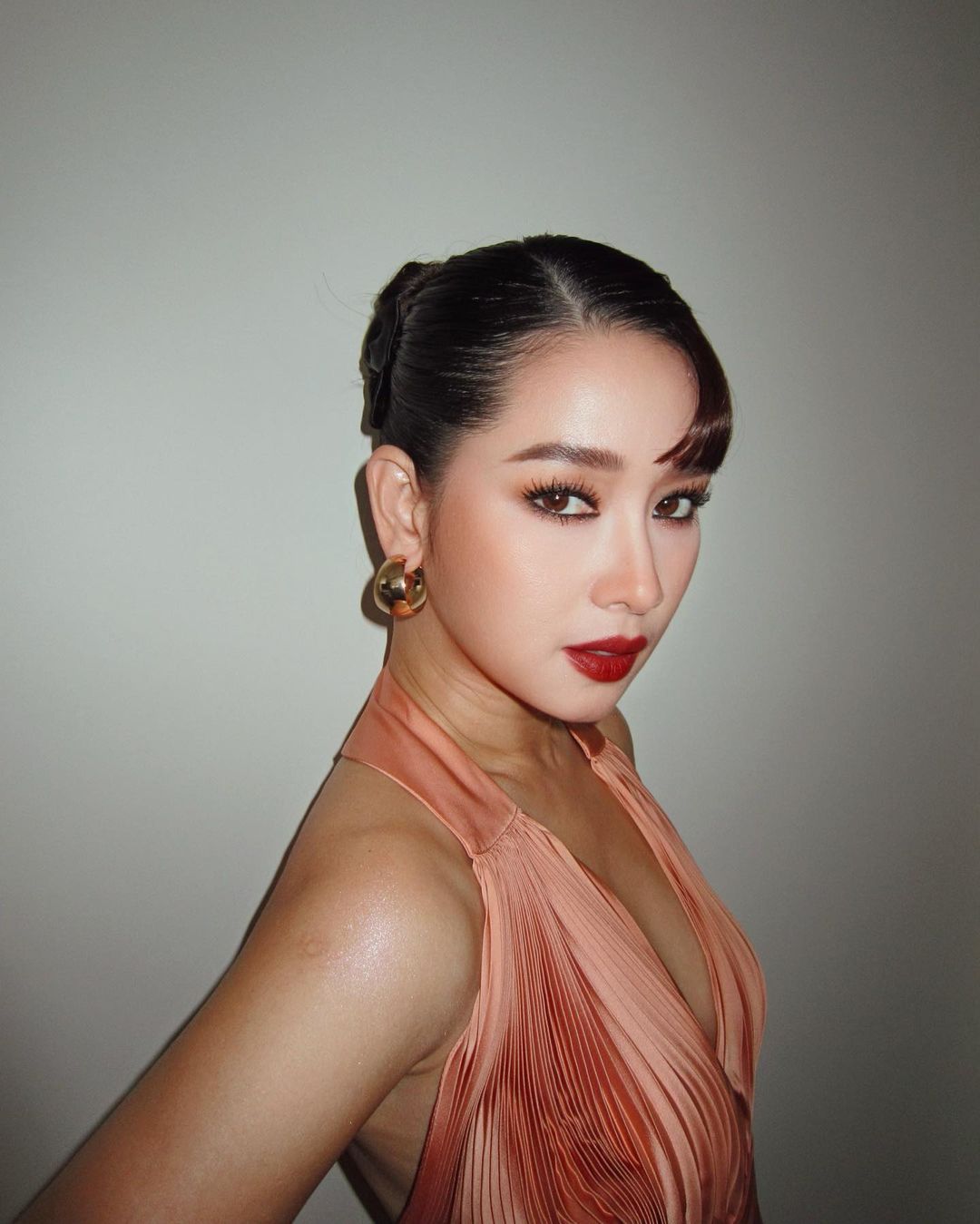 โม - อมีนา พินิจ