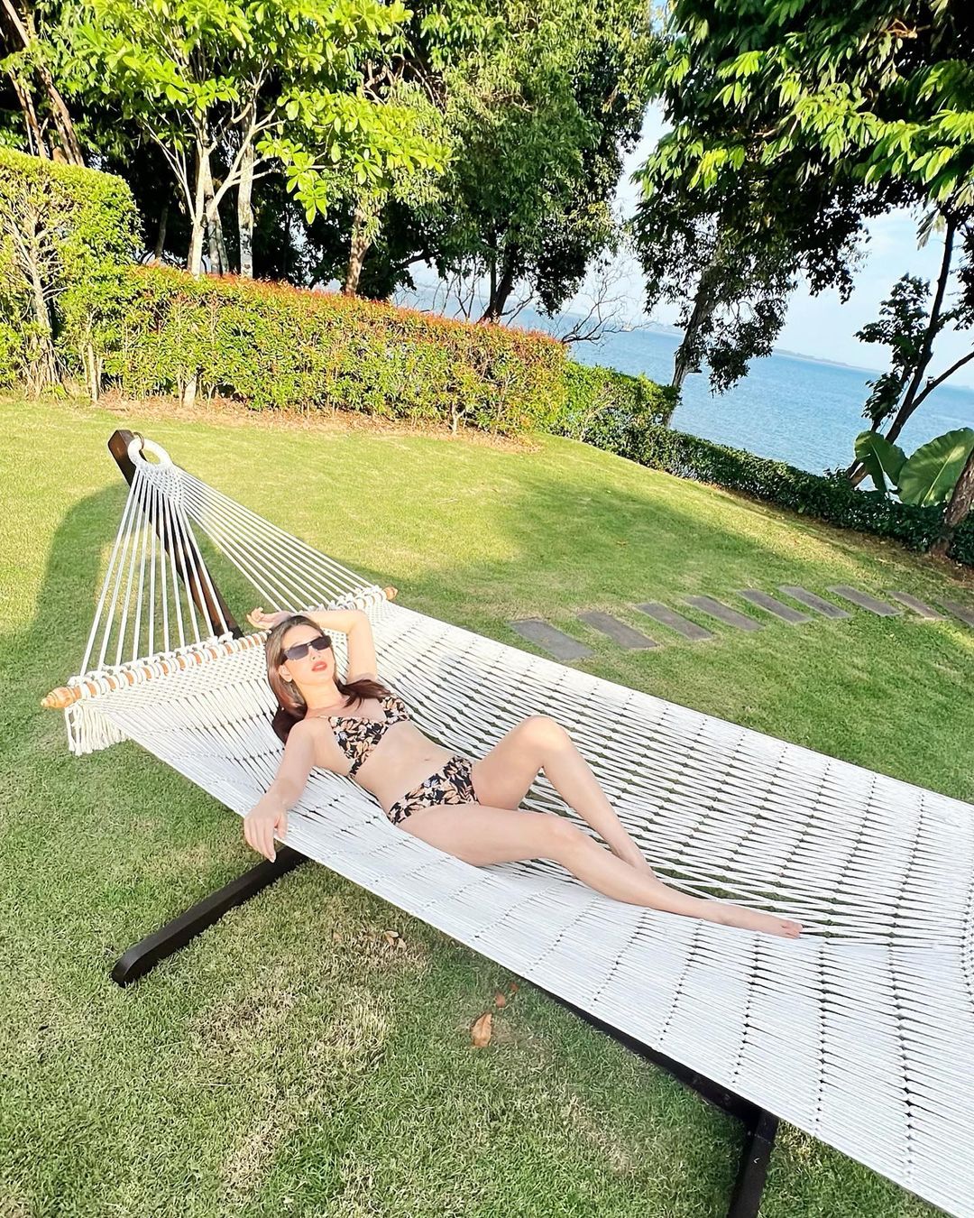 โม - อมีนา พินิจ