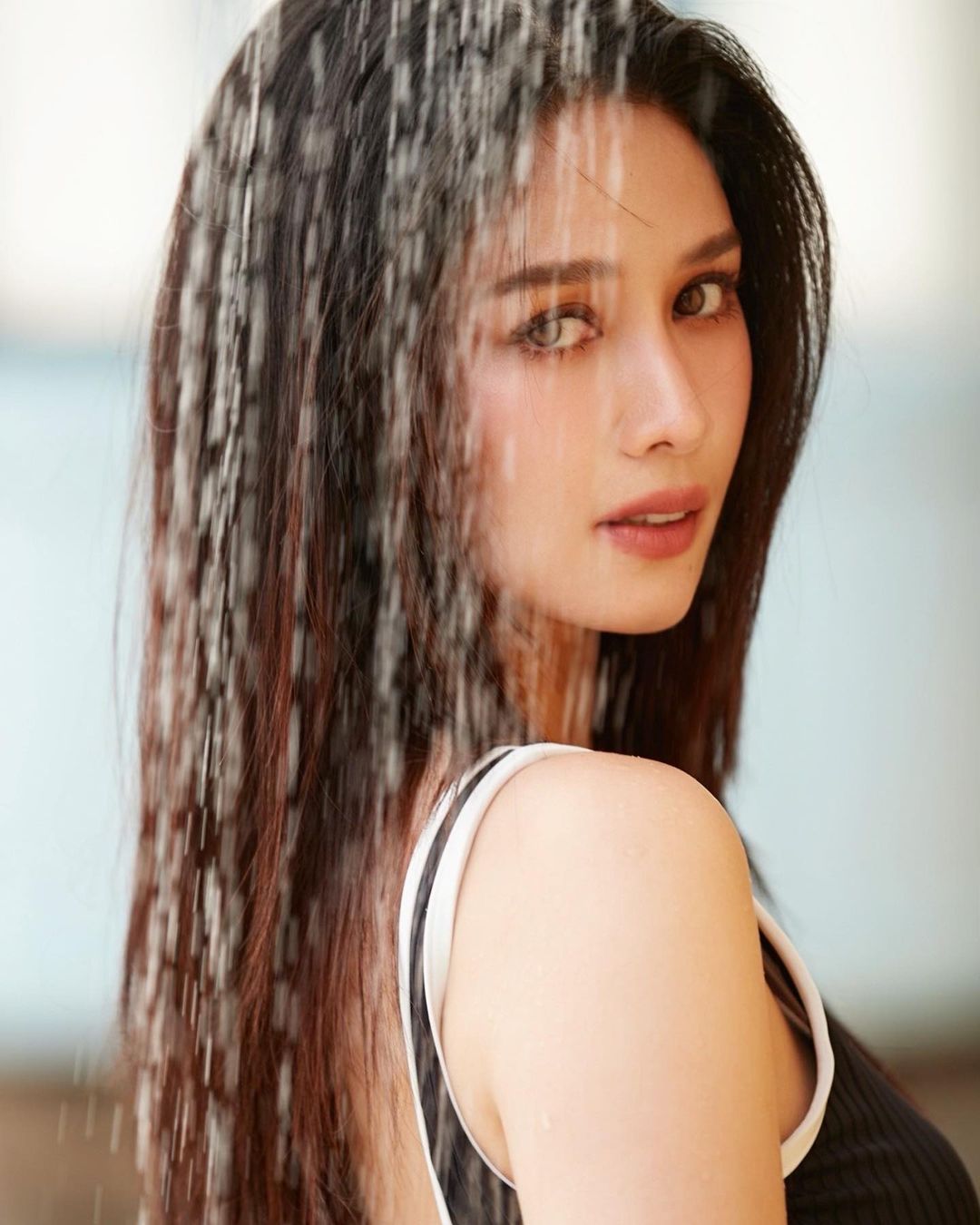 โม - อมีนา พินิจ