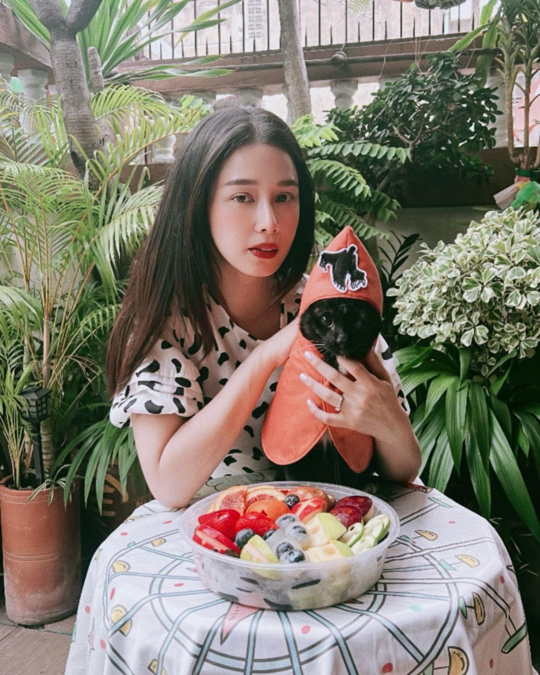 โม - อมีนา พินิจ