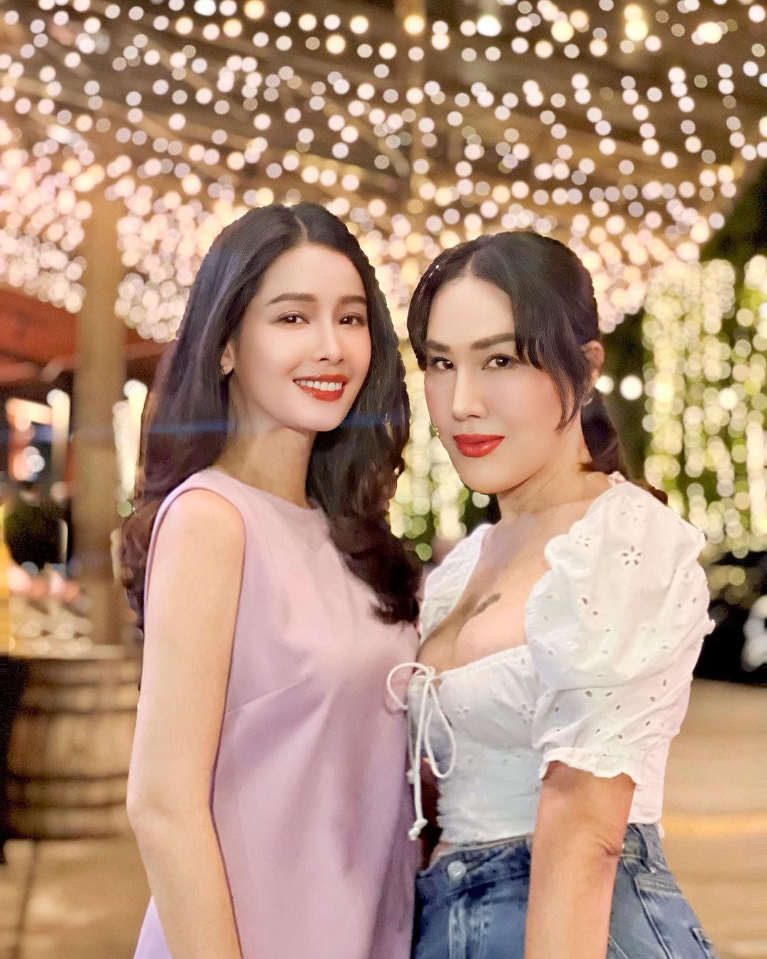 โม - อมีนา พินิจ