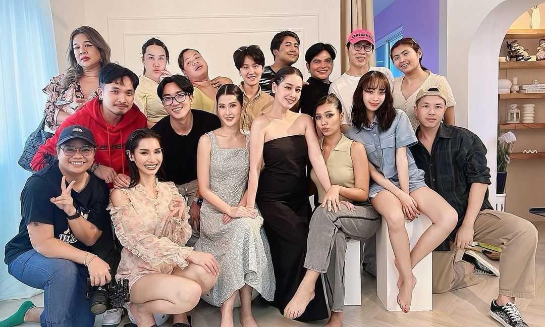 โม - อมีนา พินิจ