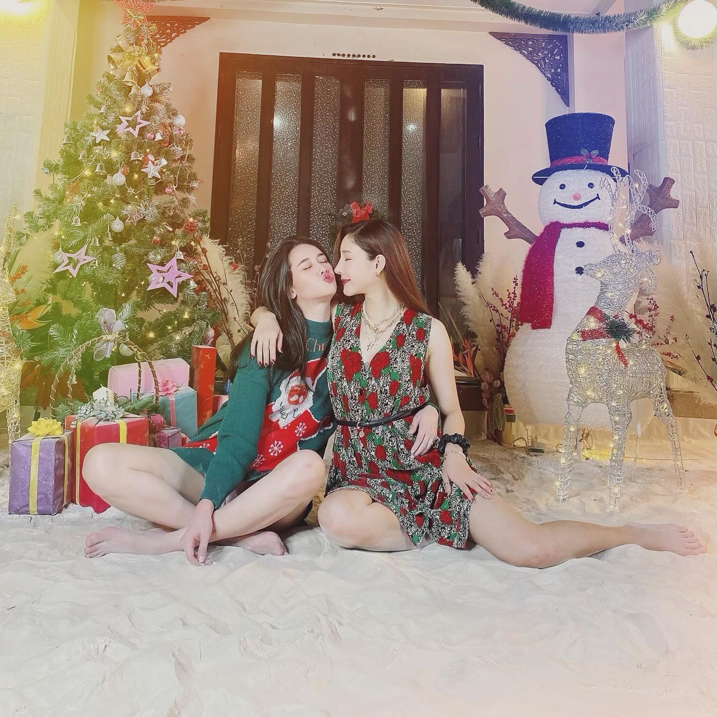 โม - อมีนา พินิจ