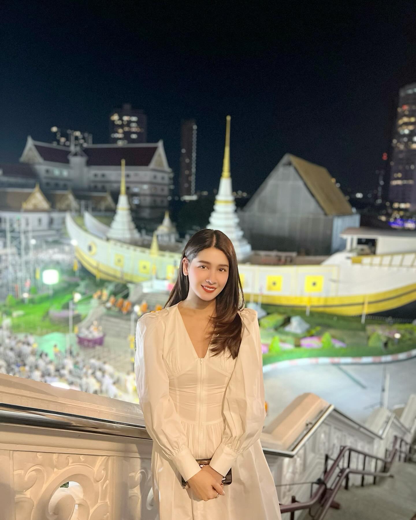 โม - อมีนา พินิจ