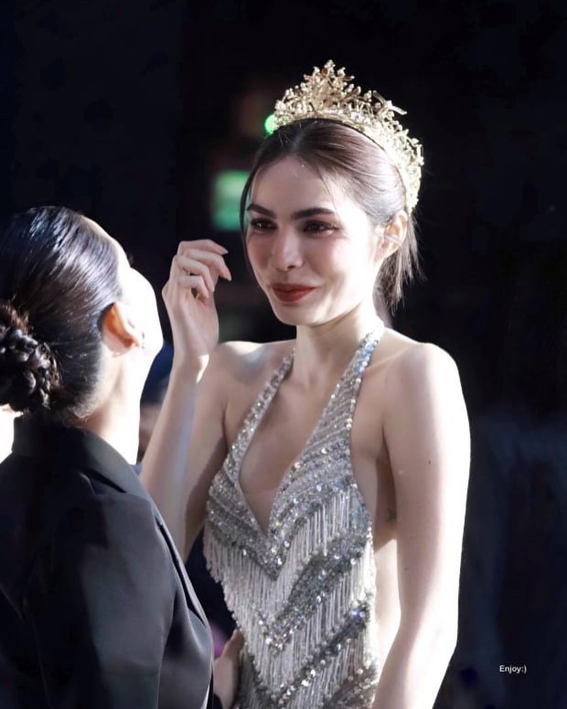 โม - อมีนา พินิจ