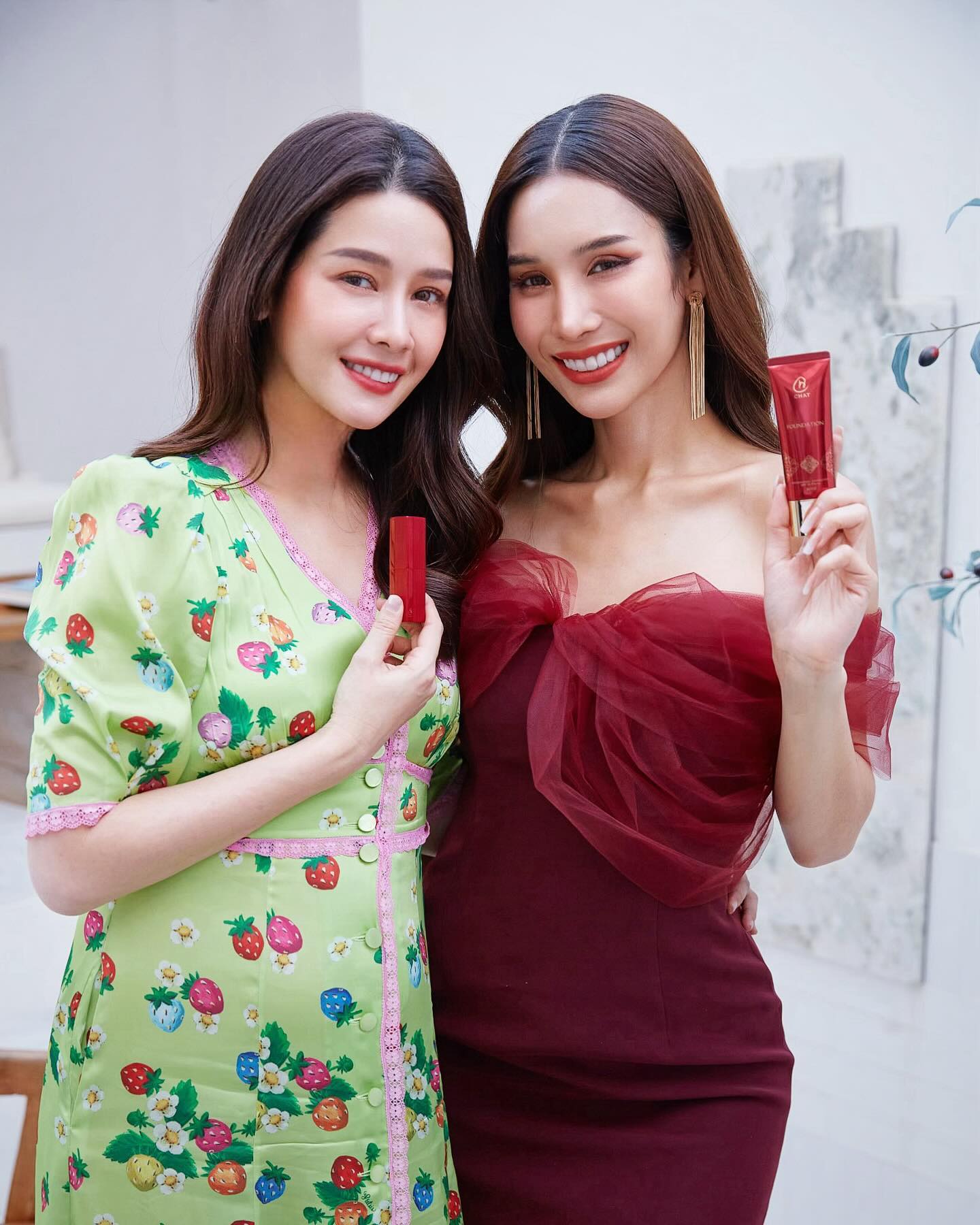 โม - อมีนา พินิจ