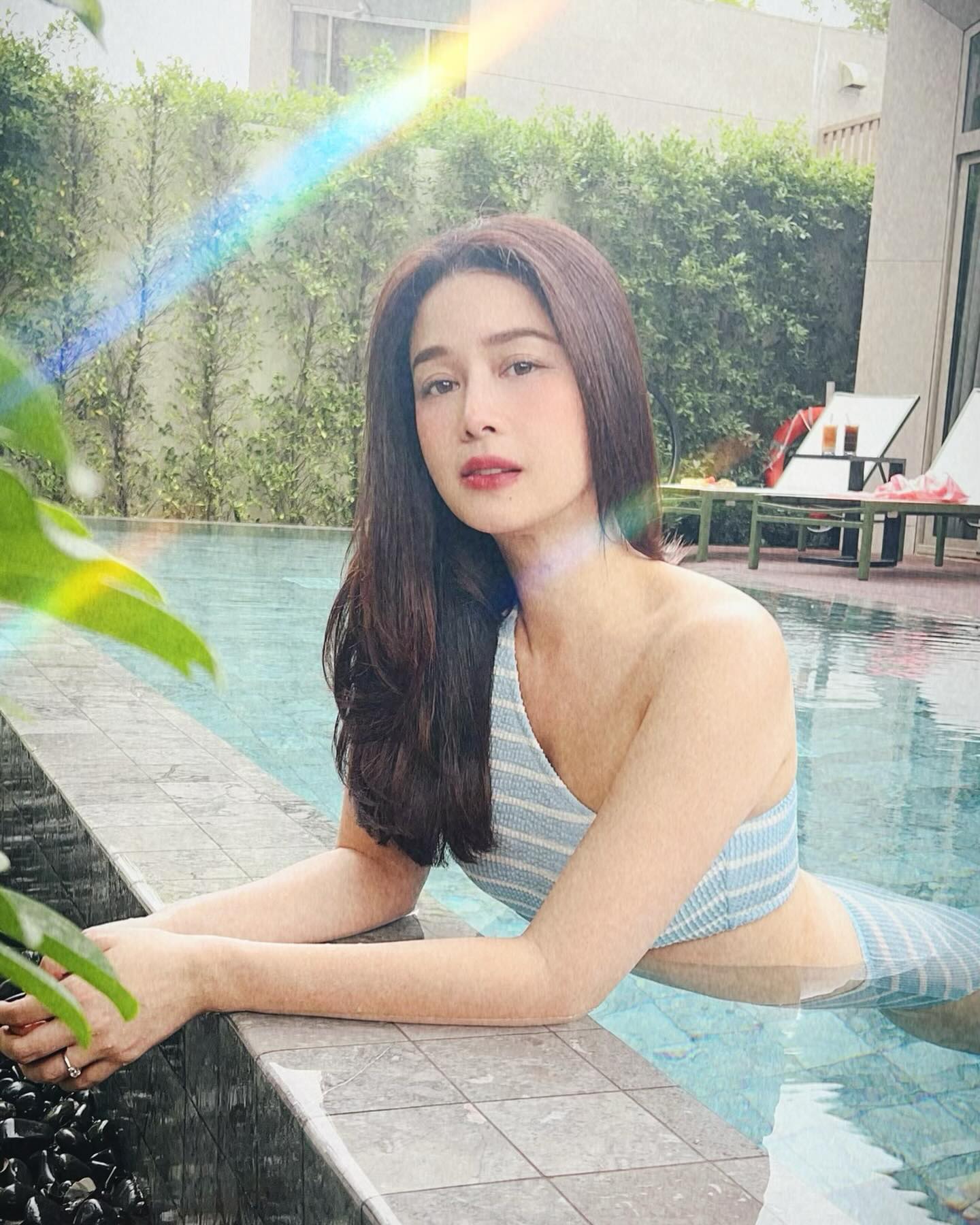 โม - อมีนา พินิจ