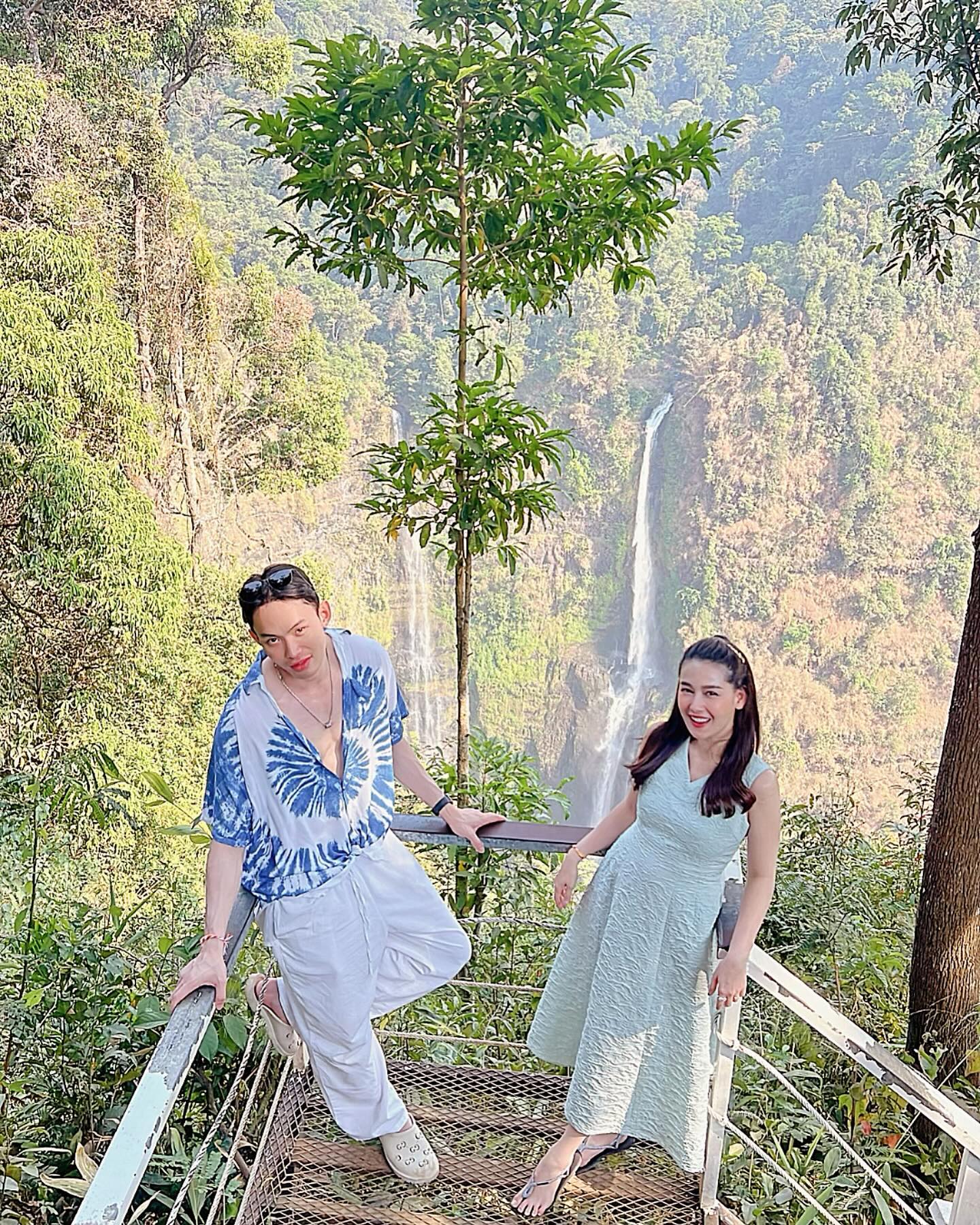 โม - อมีนา พินิจ