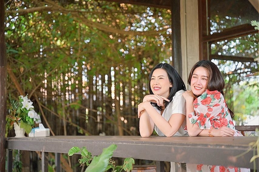 โม - อมีนา พินิจ