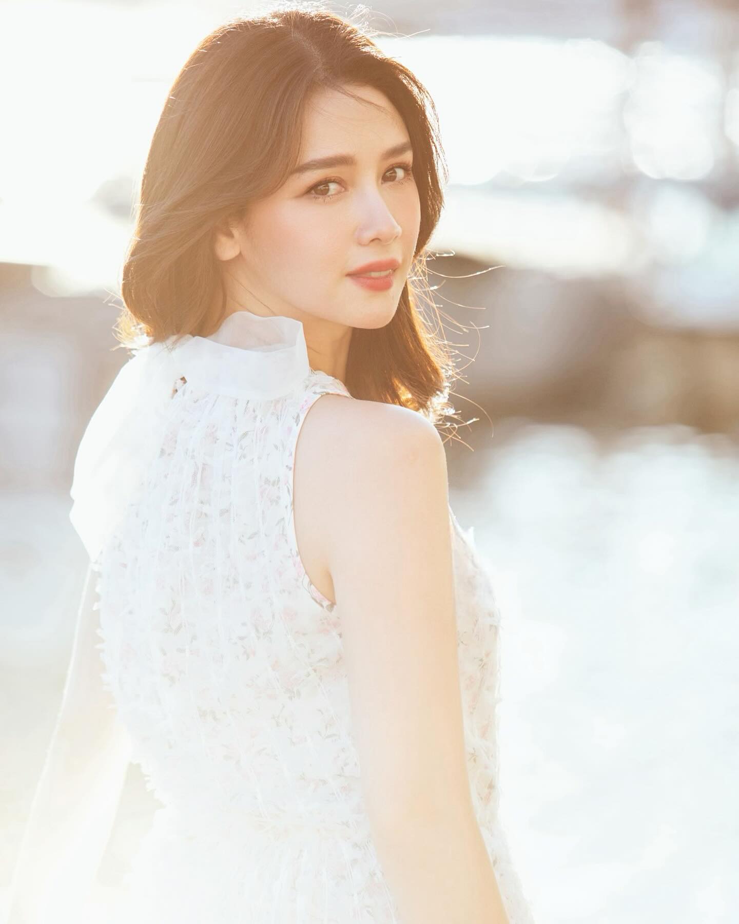 โม - อมีนา พินิจ