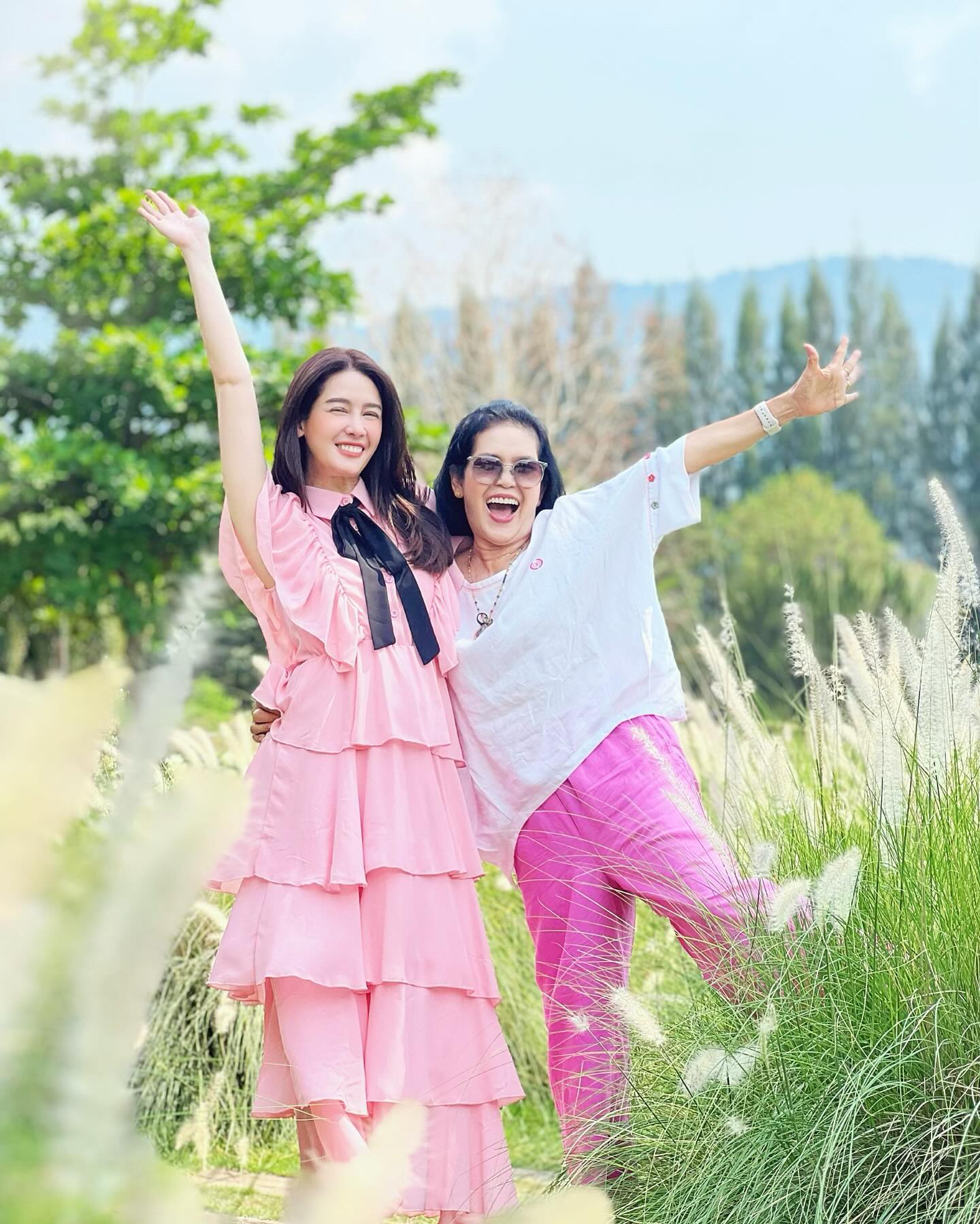 โม - อมีนา พินิจ