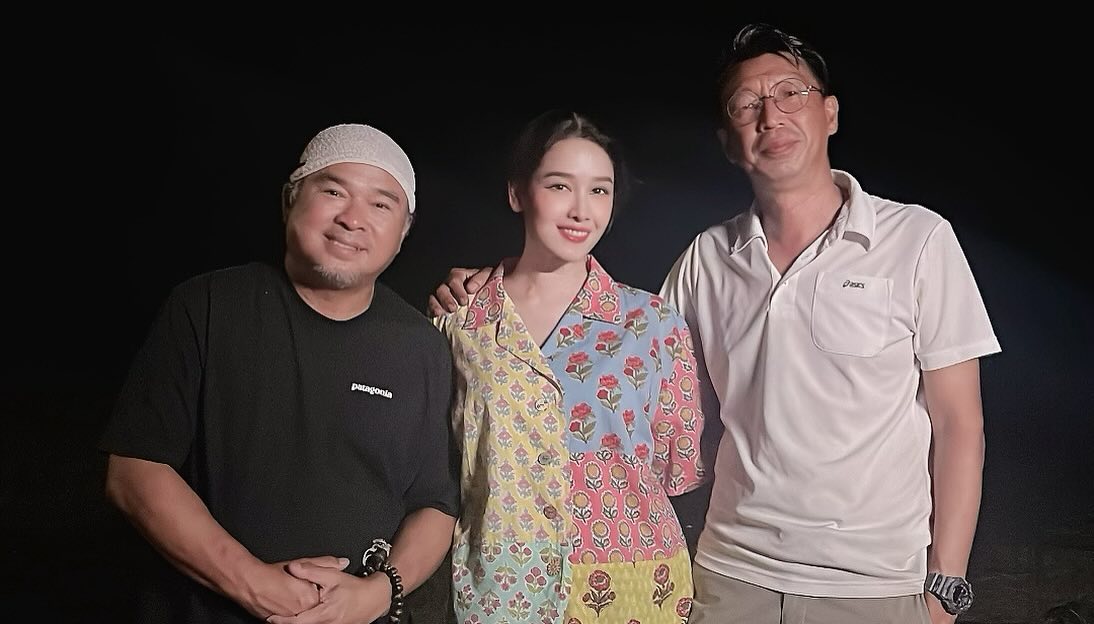 โม - อมีนา พินิจ