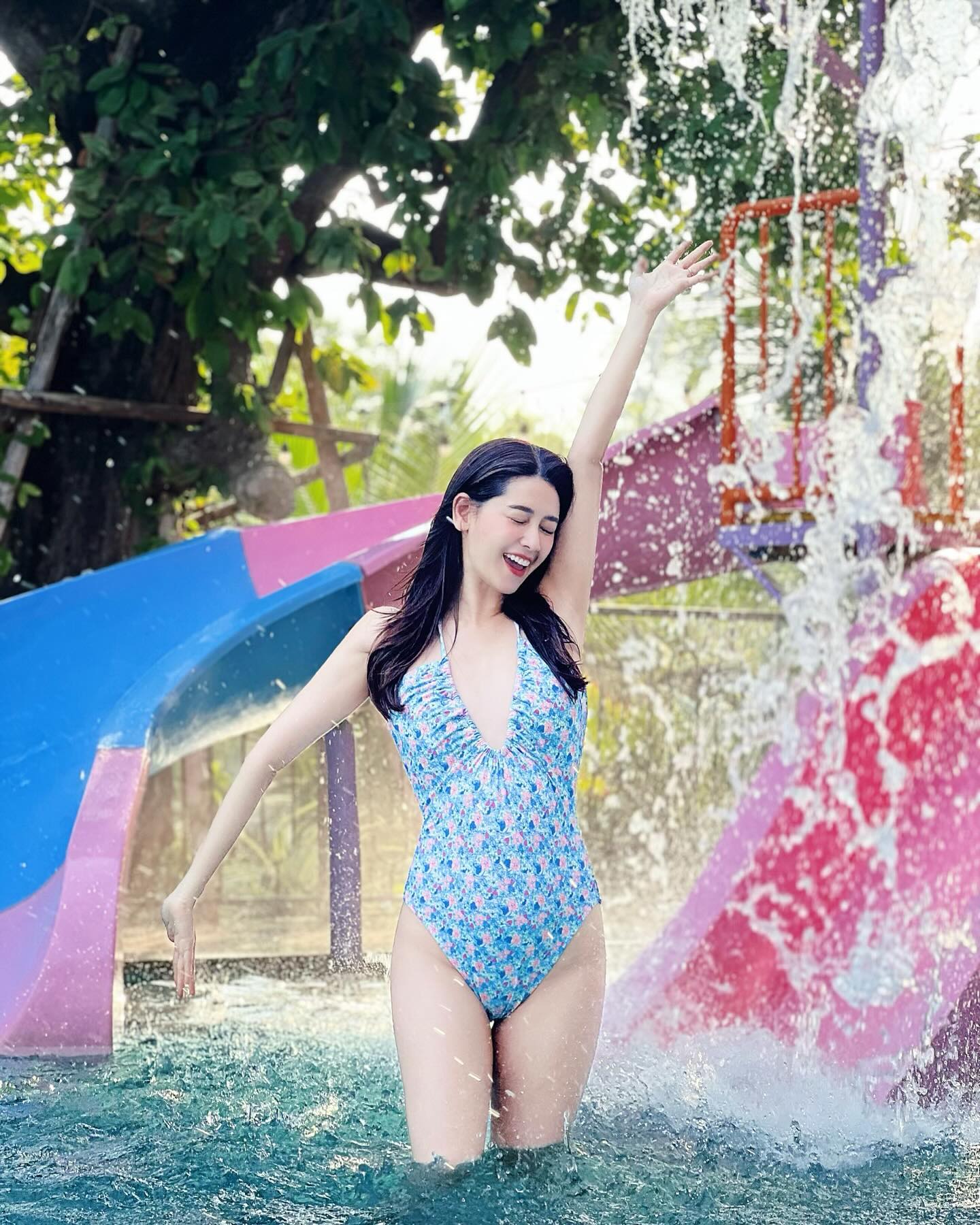 โม - อมีนา พินิจ