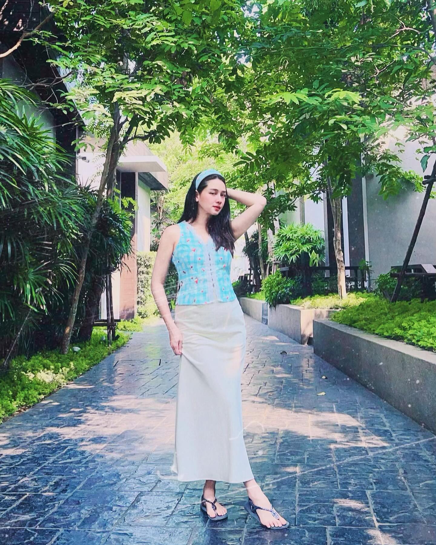 โม - อมีนา พินิจ