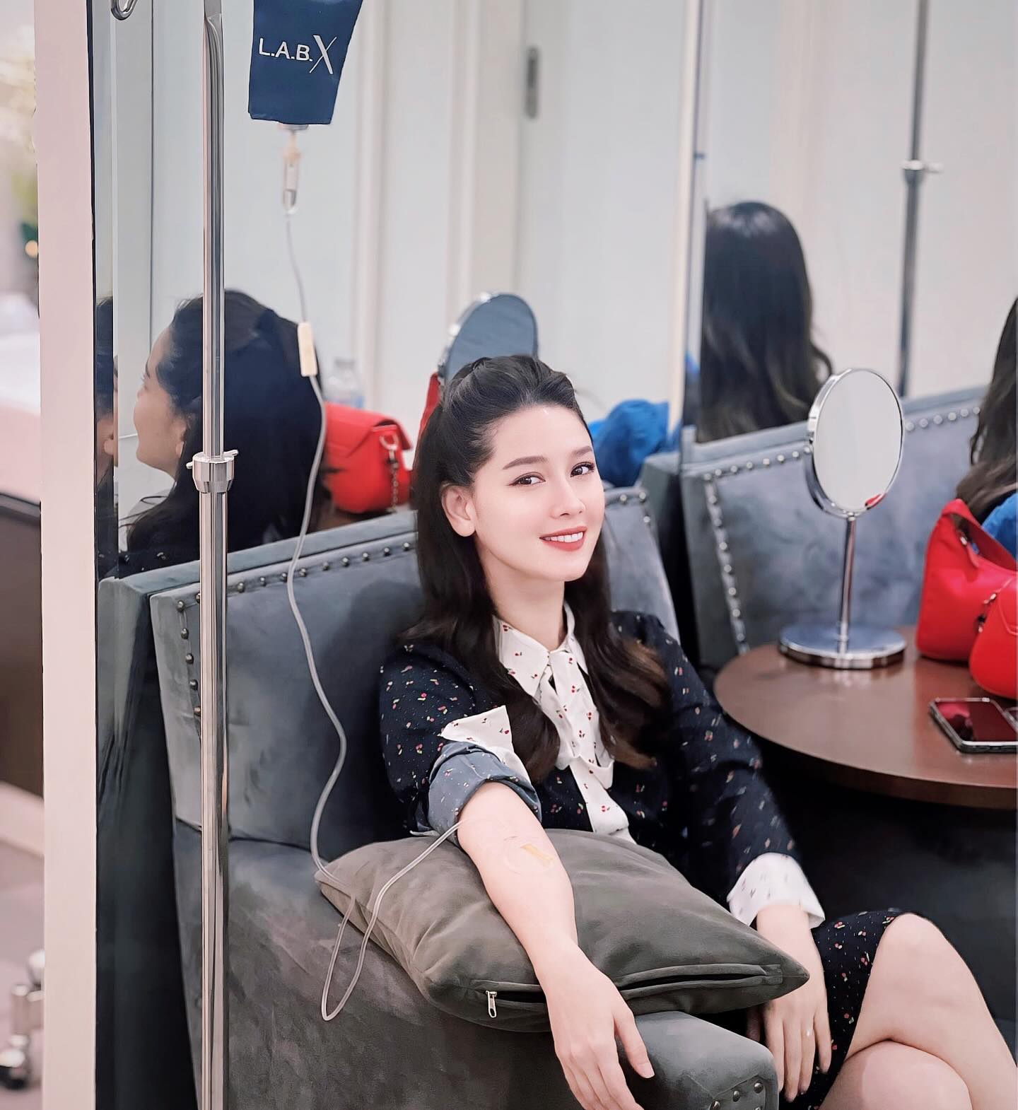 โม - อมีนา พินิจ
