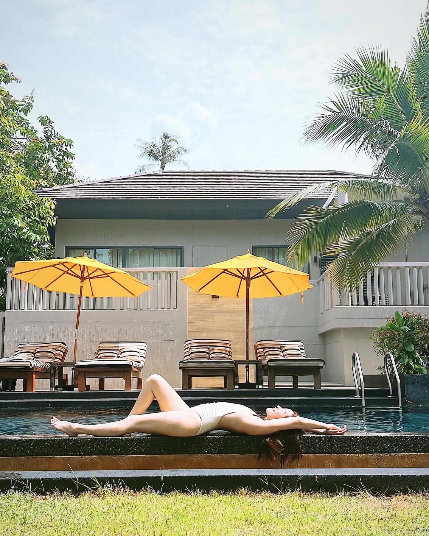 โม - อมีนา พินิจ