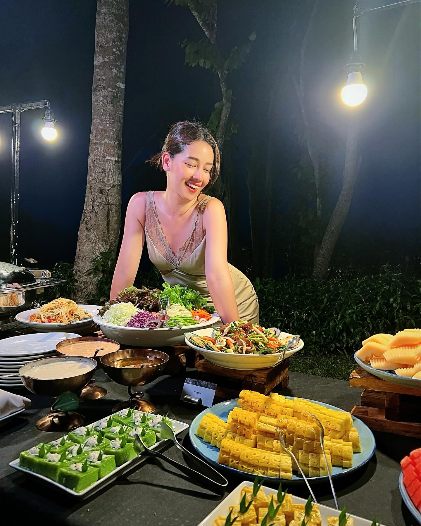 โม - อมีนา พินิจ