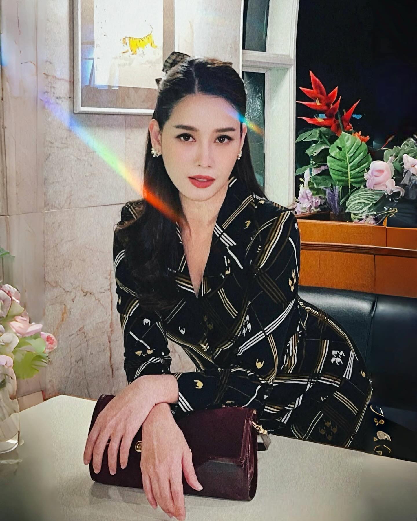 โม - อมีนา พินิจ