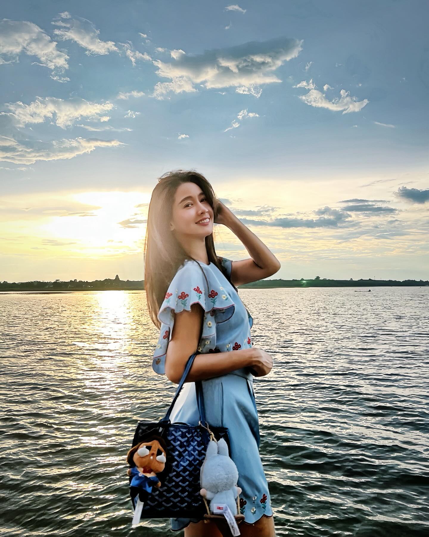 โม - อมีนา พินิจ