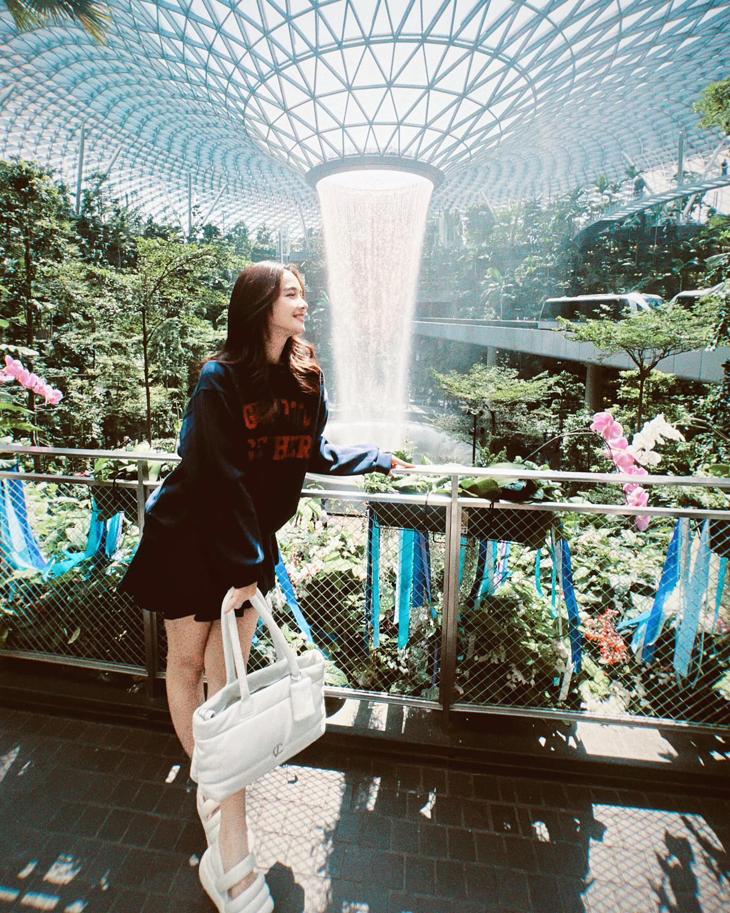 โม - อมีนา พินิจ