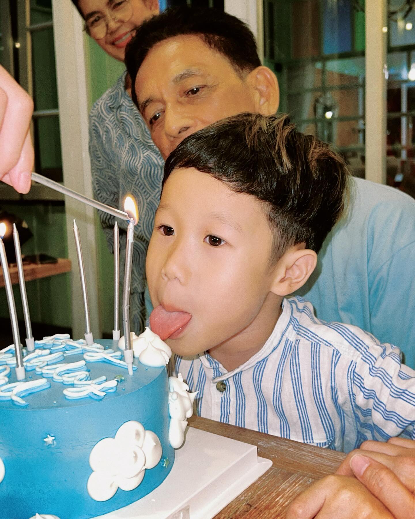 โม - อมีนา พินิจ