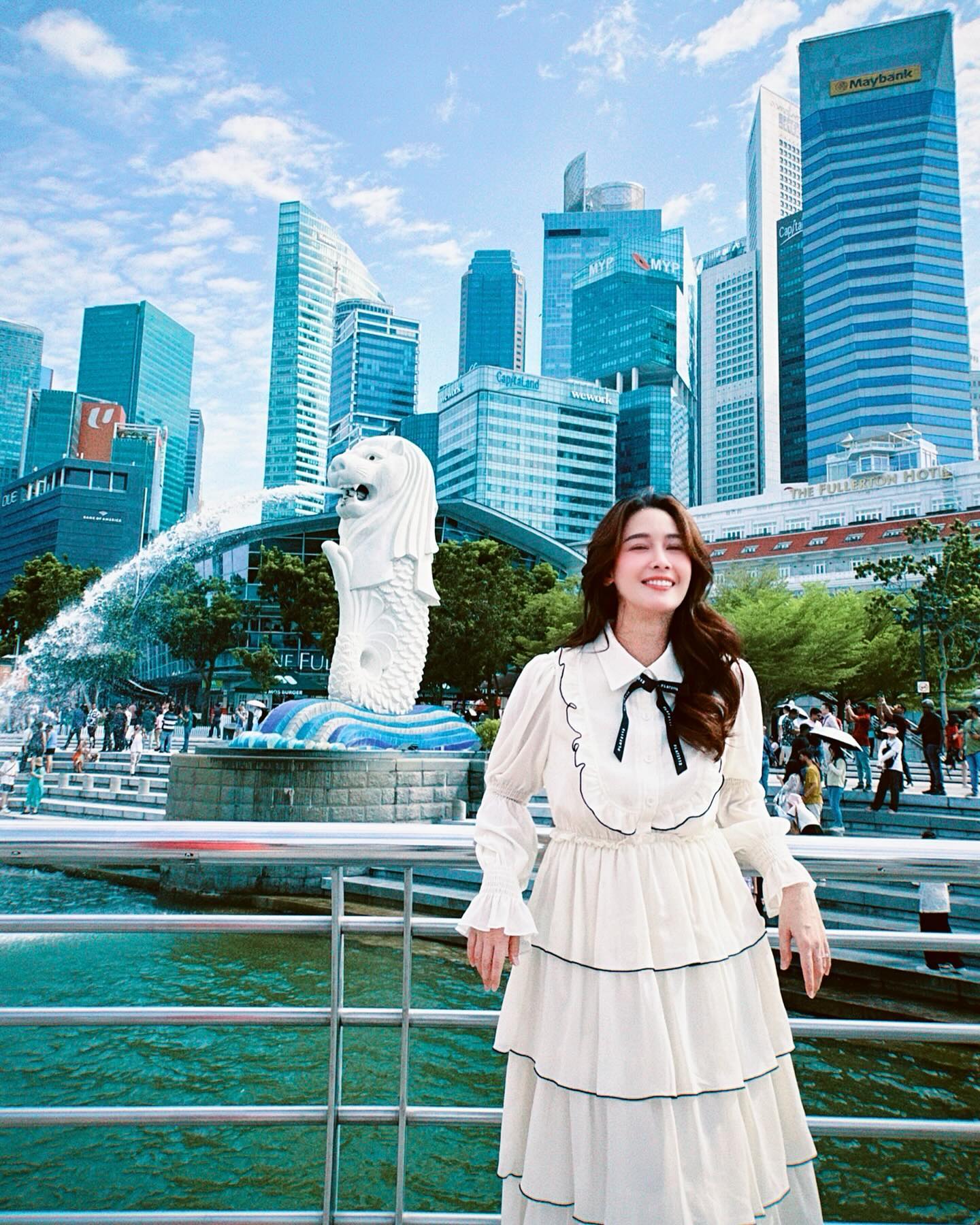 โม - อมีนา พินิจ