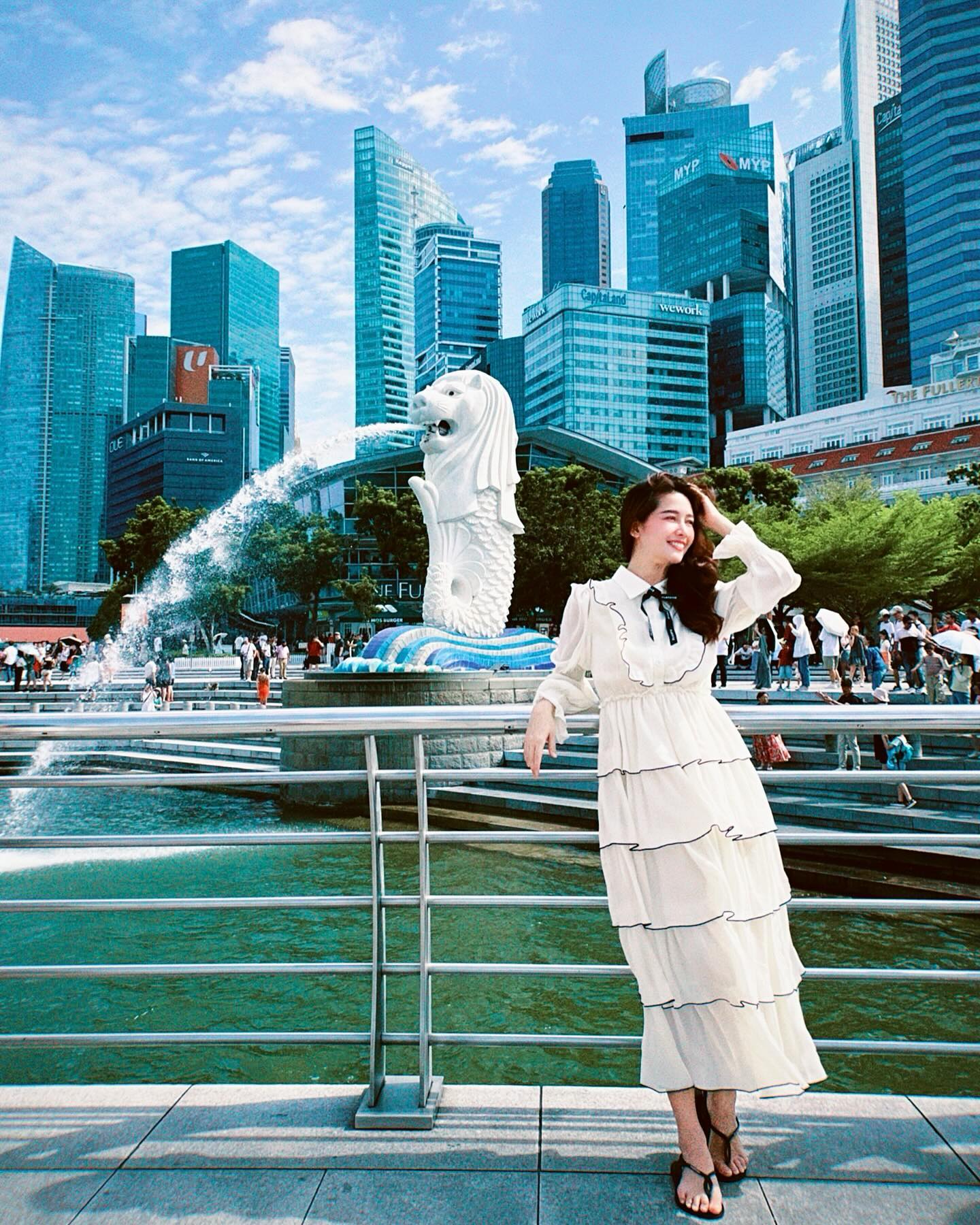 โม - อมีนา พินิจ