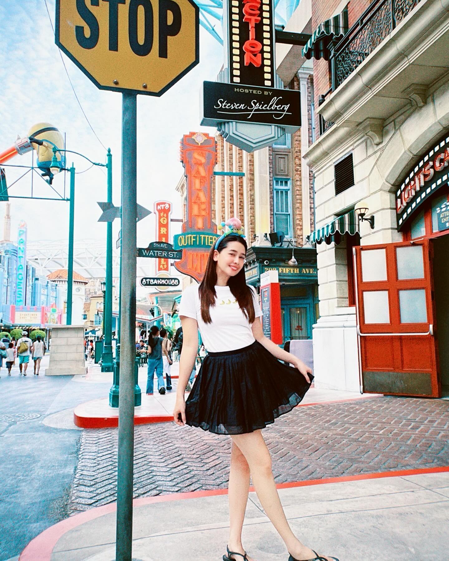 โม - อมีนา พินิจ