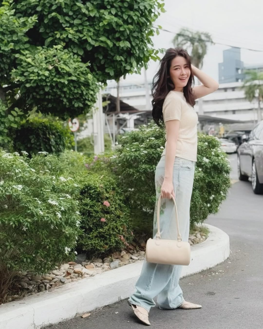 โม - อมีนา พินิจ