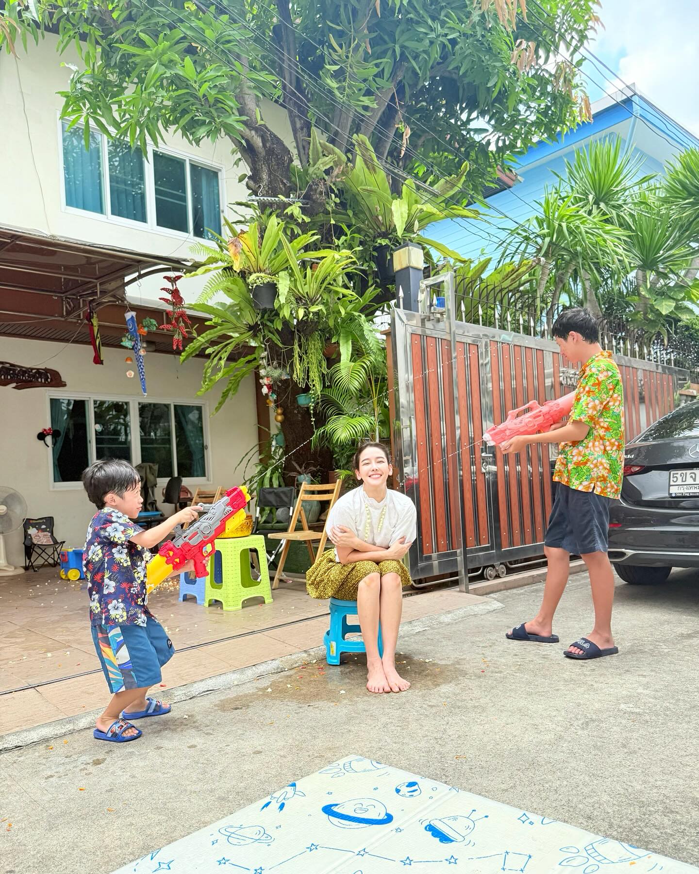โม - อมีนา พินิจ