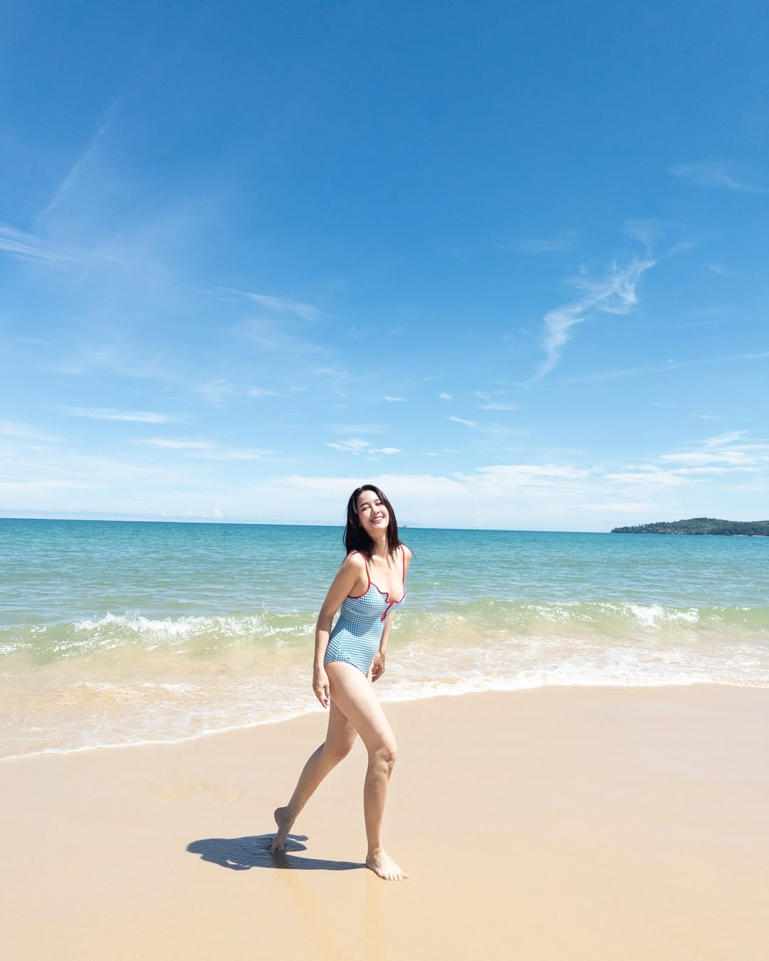 โม - อมีนา พินิจ