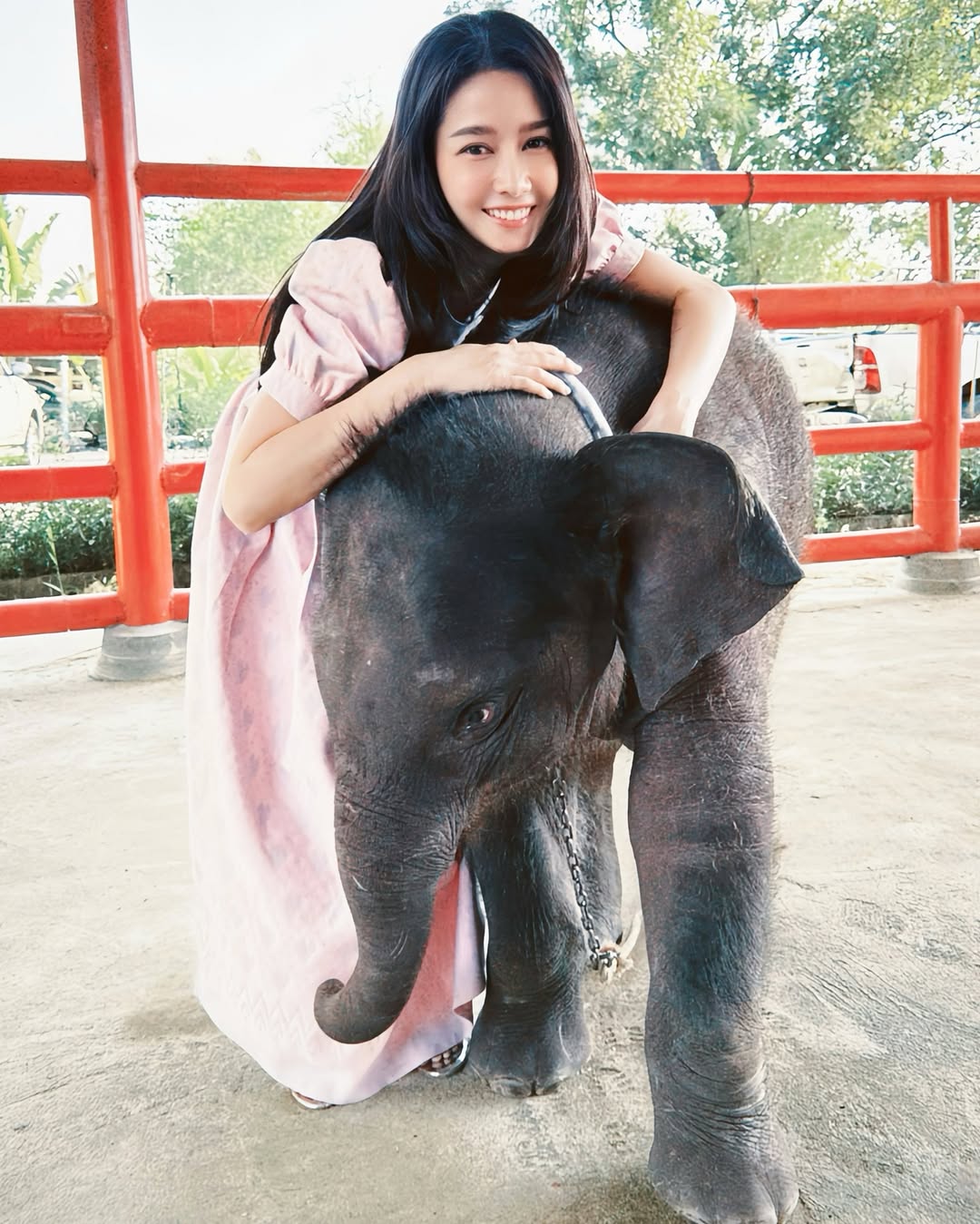 โม - อมีนา พินิจ