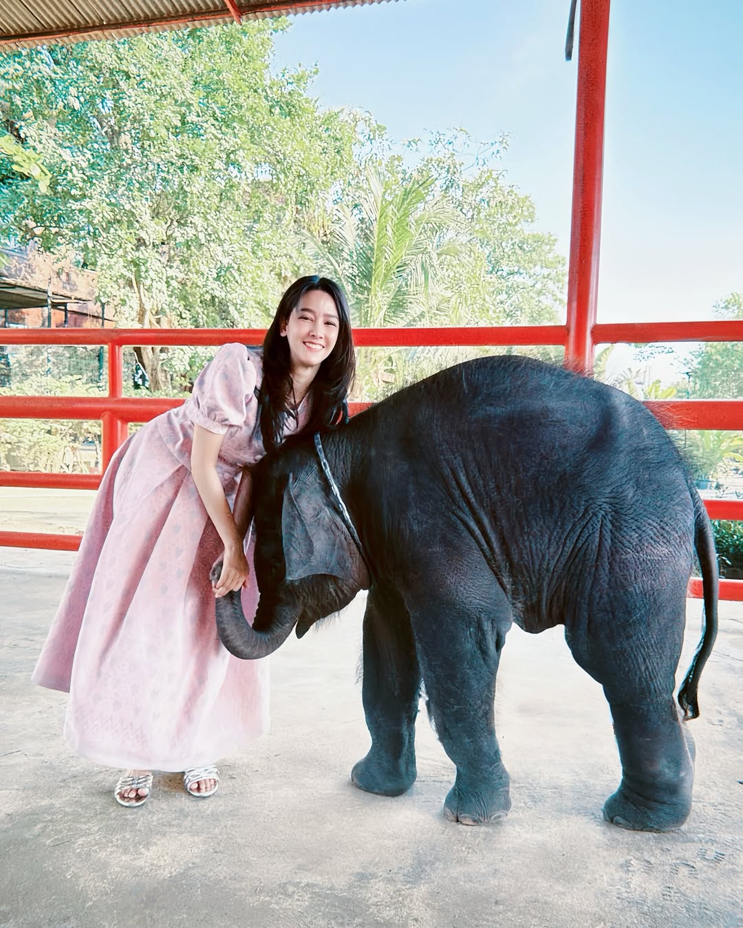 โม - อมีนา พินิจ