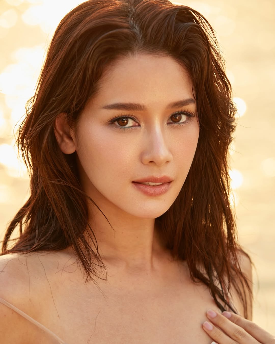 โม - อมีนา พินิจ