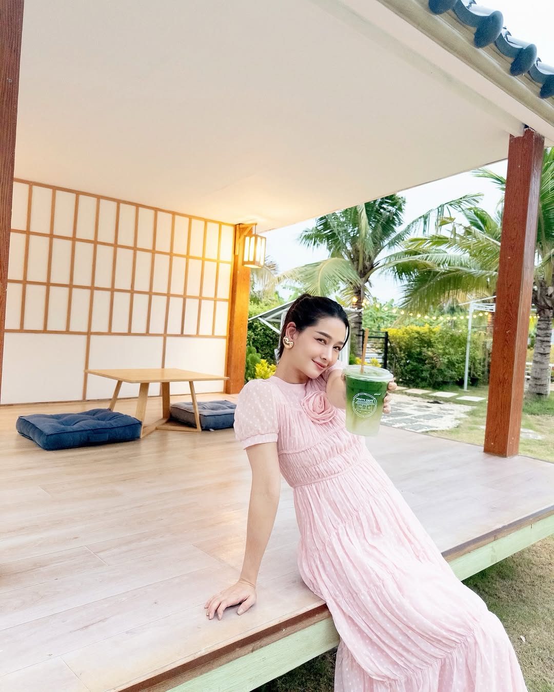 โม - อมีนา พินิจ