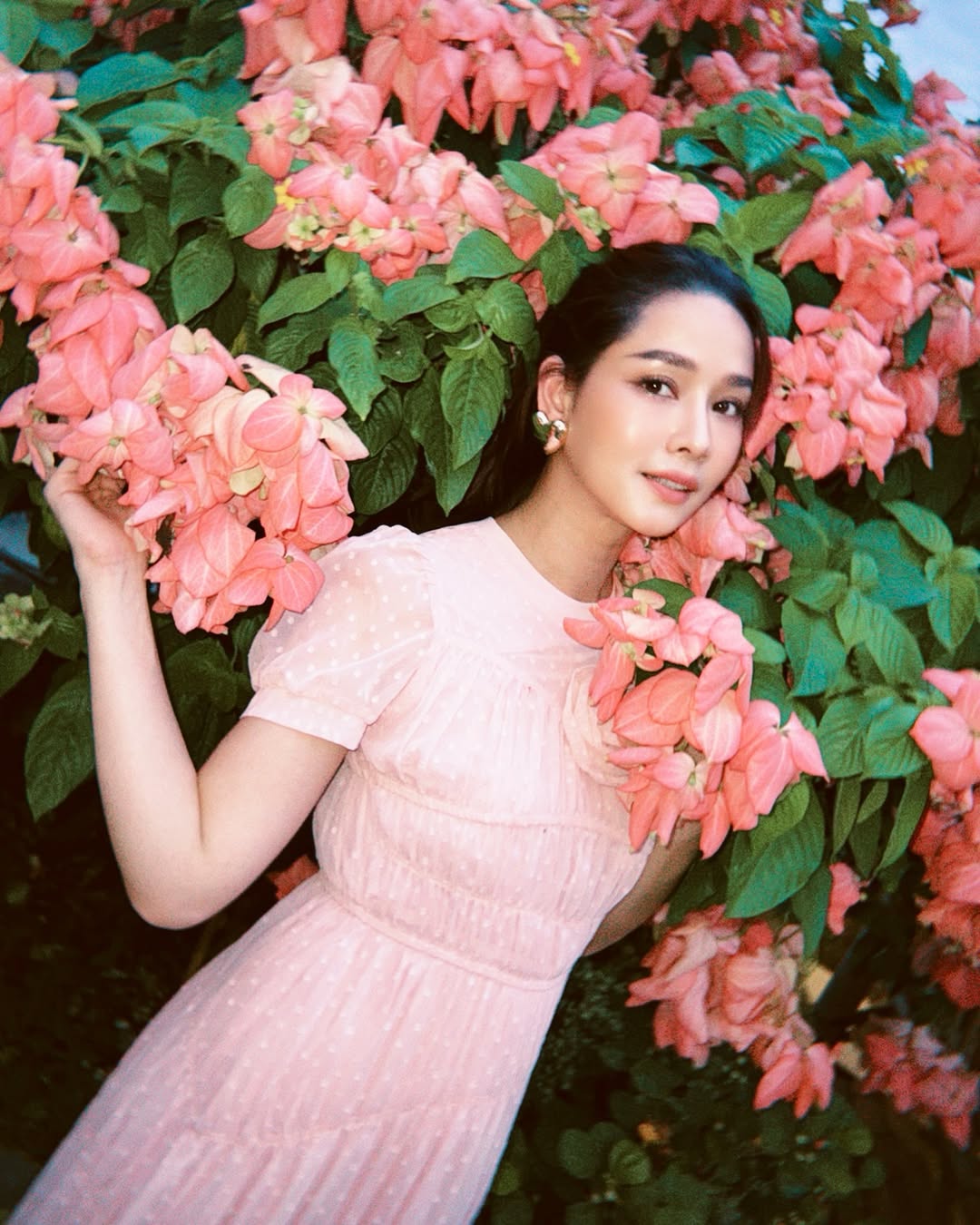 โม - อมีนา พินิจ