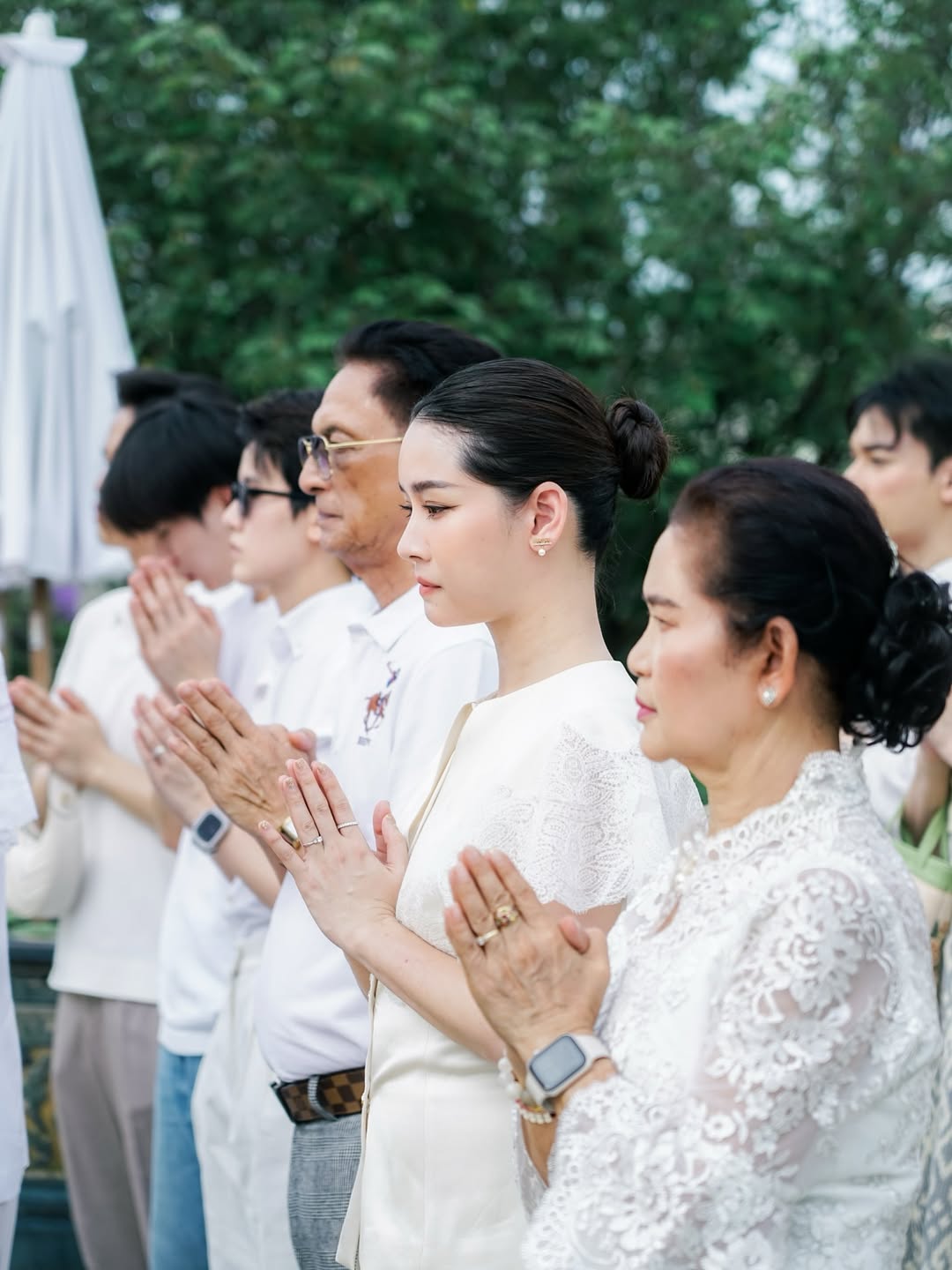 โม - อมีนา พินิจ