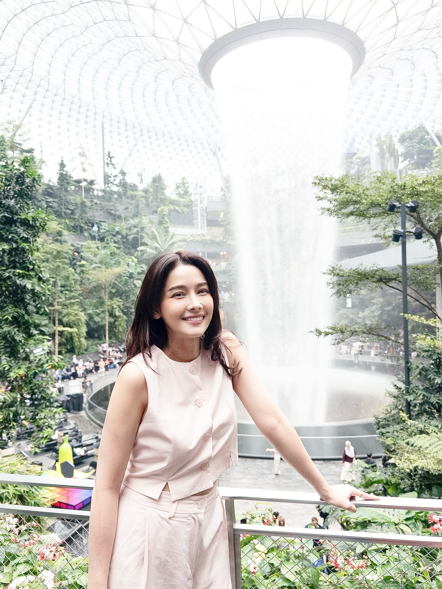 โม - อมีนา พินิจ