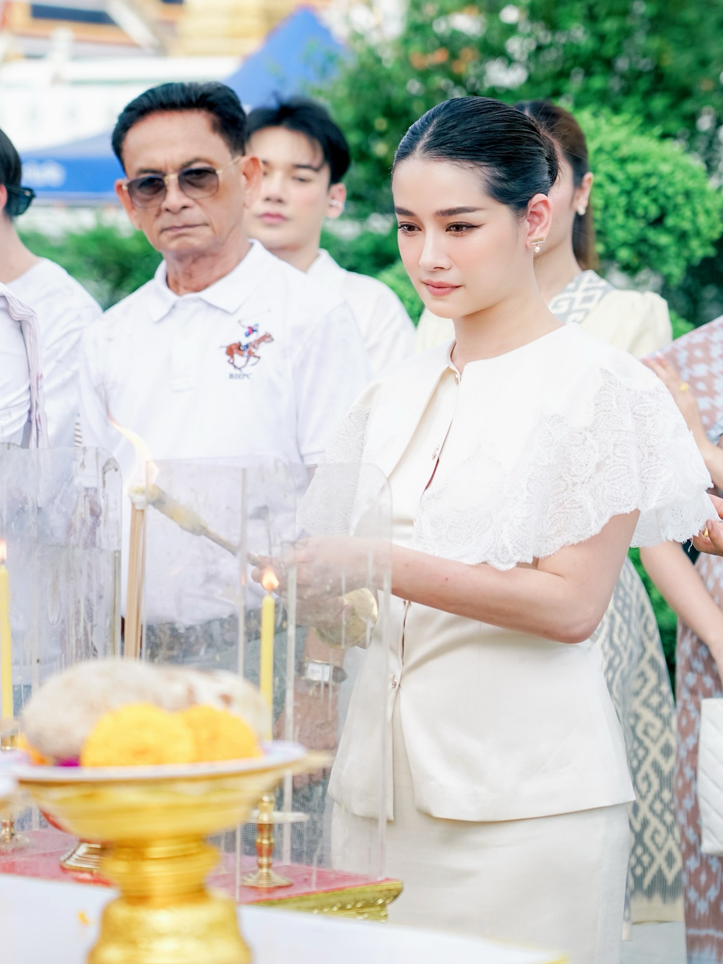 โม - อมีนา พินิจ
