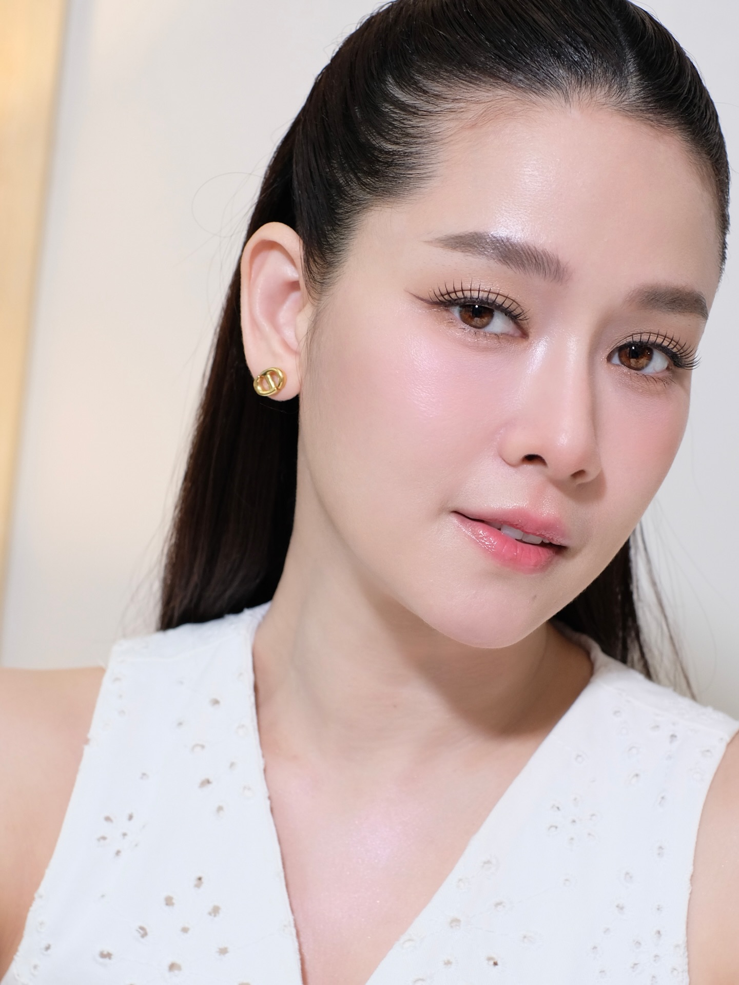 โม - อมีนา พินิจ