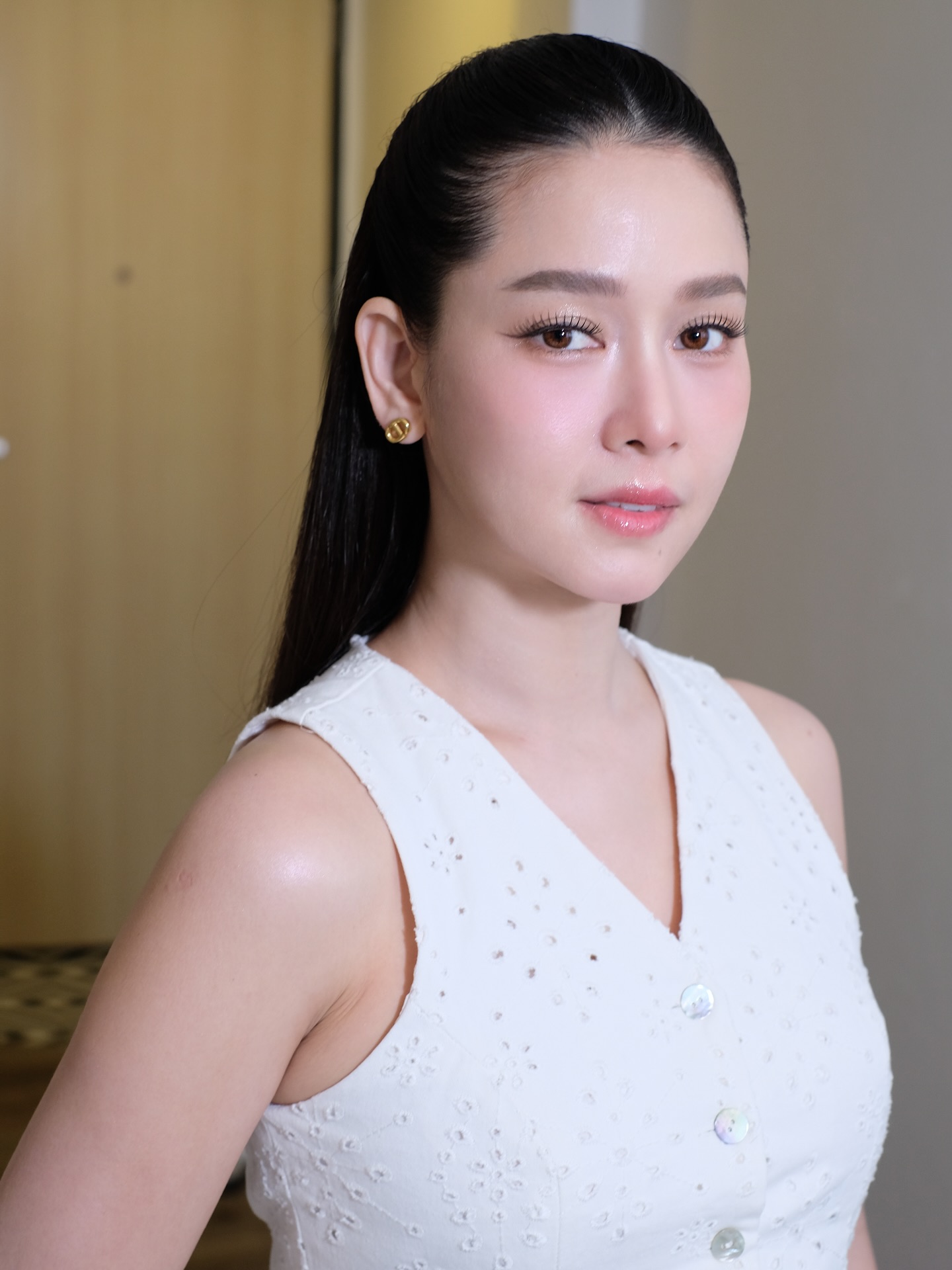 โม - อมีนา พินิจ