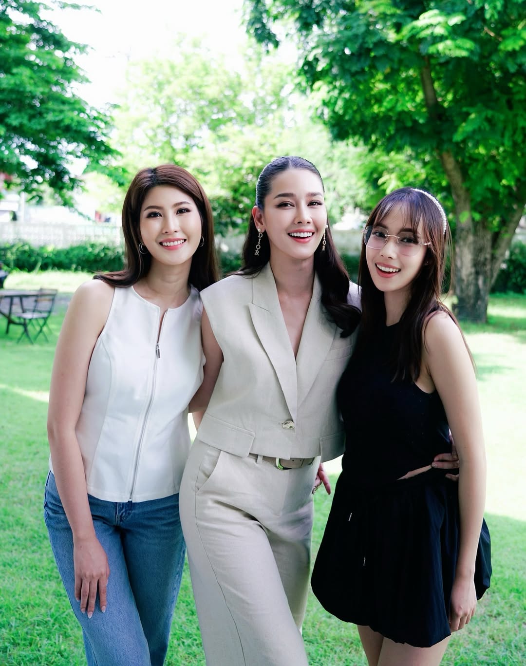 โม - อมีนา พินิจ