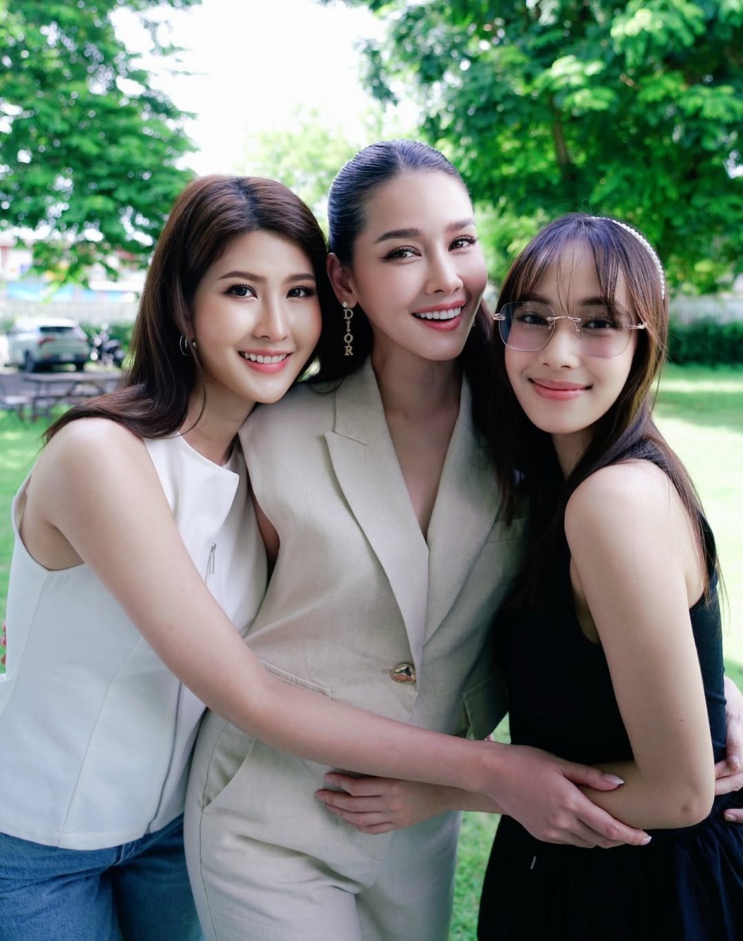 โม - อมีนา พินิจ