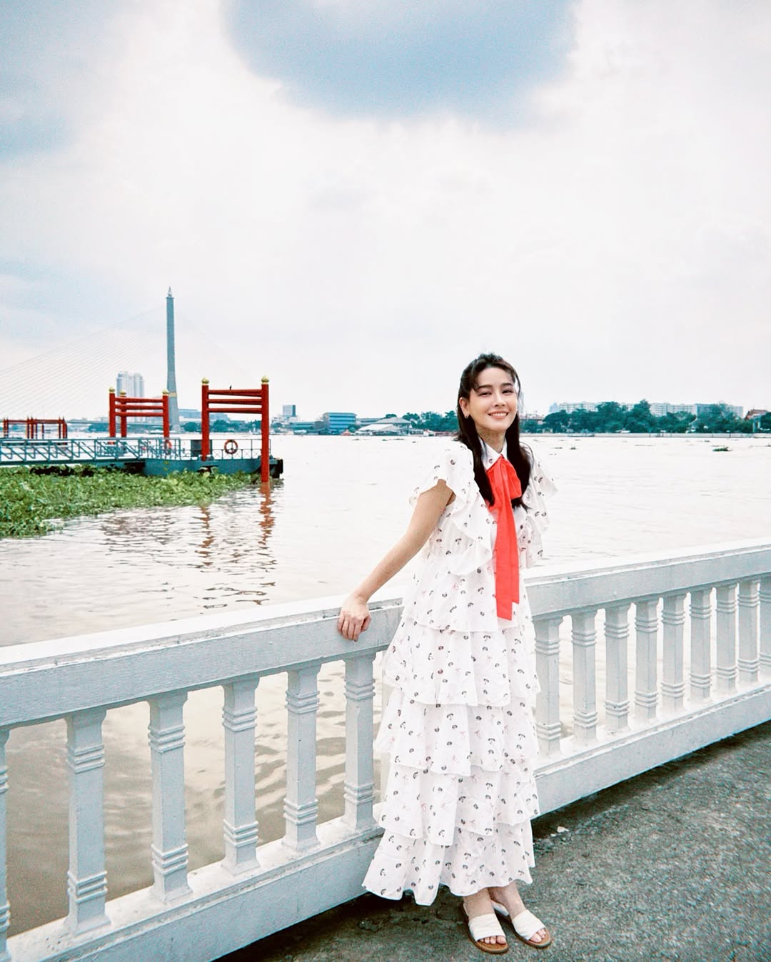 โม - อมีนา พินิจ