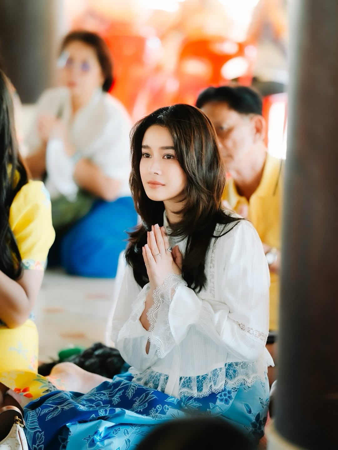 โม - อมีนา พินิจ