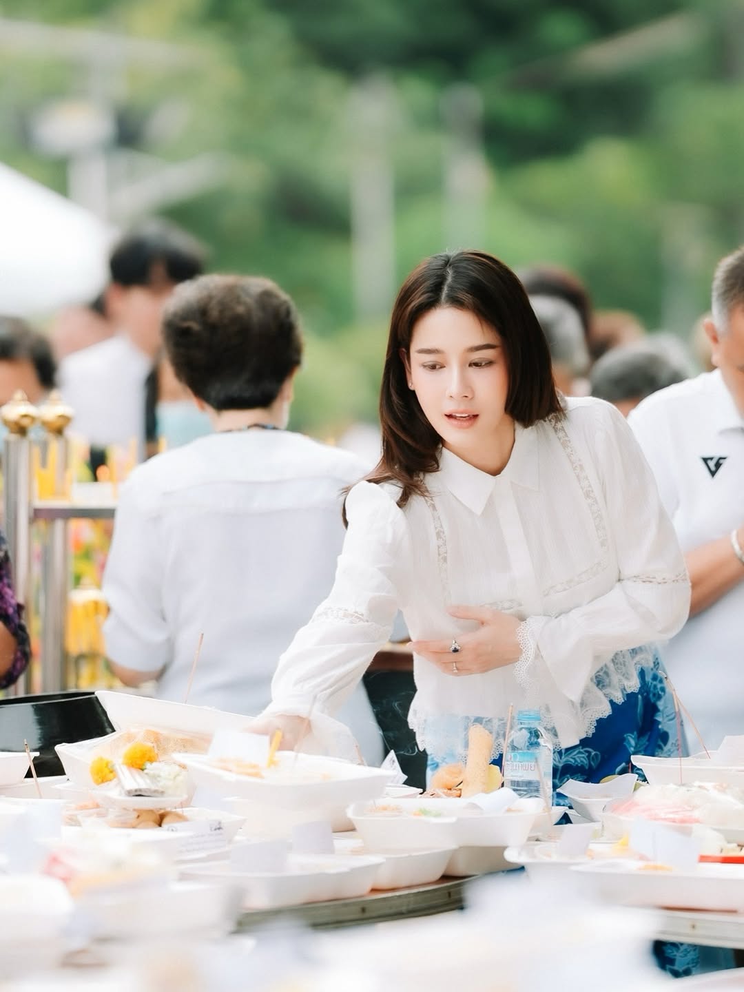 โม - อมีนา พินิจ